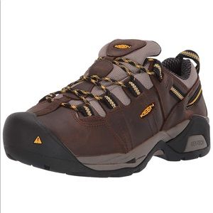 Keen Utility Detroit XT Low Steel Toe Metatarsal